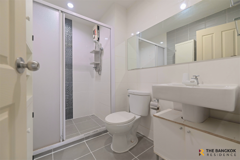 Condo in Bangkok, Thailand, 1 bedroom  № 184955 - photo 6