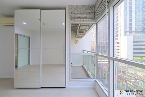 Condo in Bangkok, Thailand, 1 bedroom  № 184955 - photo 3