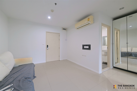 Condo in Bangkok, Thailand, 1 bedroom  № 184955 - photo 10