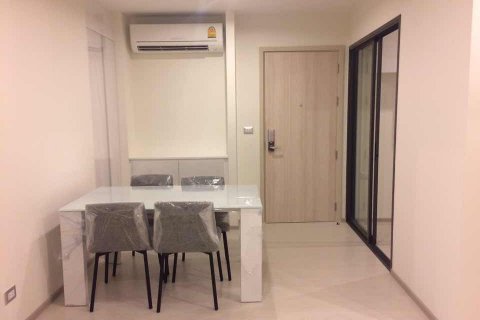 Кондоминиум с 2 спальнями в Бангкоке, Таиланд № 144209 - фото 8