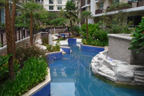 Condo in Bangkok, Thailand, 2 bedrooms  № 144211 - photo 7