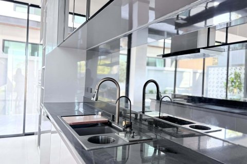 Villa à Pattaya, Thaïlande 7 chambres № 171591 - photo 10