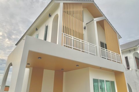 Maison à Pattaya, Thaïlande 4 chambres № 171592 - photo 10