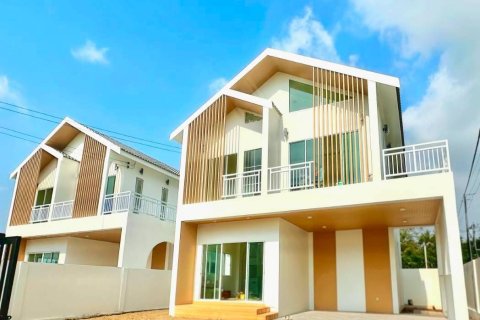 Maison à Pattaya, Thaïlande 4 chambres № 171592 - photo 9