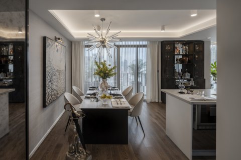 Penthouse in Bangkok, Thailand 3 bedrooms № 180692 - photo 2