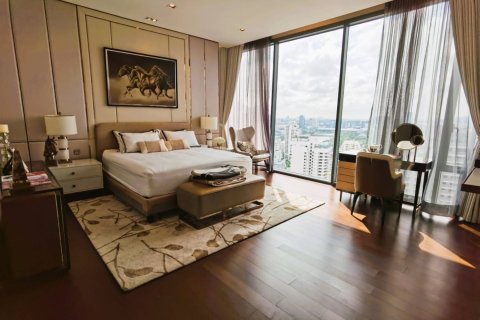 Condo in Bangkok, Thailand, 3 bedrooms  № 180693 - photo 16