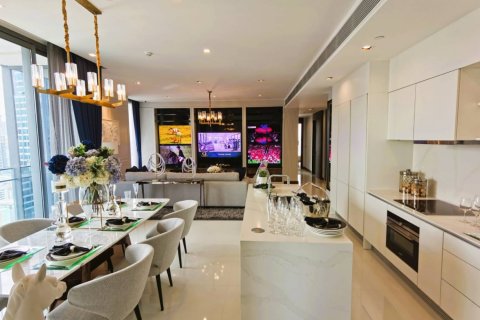 Condo in Bangkok, Thailand, 3 bedrooms  № 180693 - photo 9