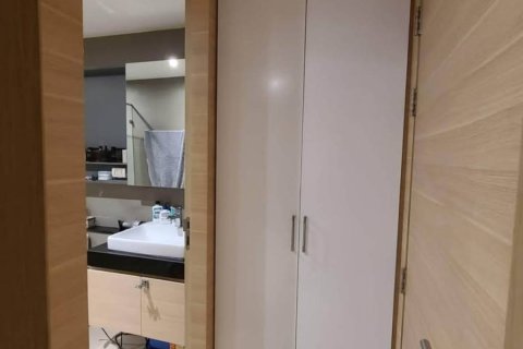 Кондоминиум с 1 спальней в Бангкоке, Таиланд № 172774 - фото 10