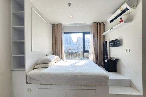 Кондоминиум с 1 спальней в Бангкоке, Таиланд № 172775 - фото 3