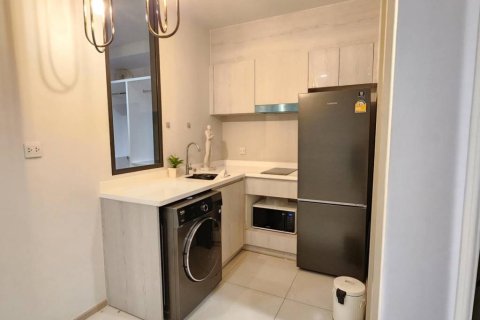 Кондоминиум с 1 спальней в Бангкоке, Таиланд № 172775 - фото 9