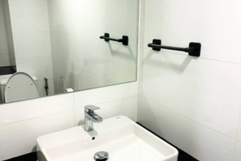 Кондоминиум с 1 спальней в Бангкоке, Таиланд № 172776 - фото 5