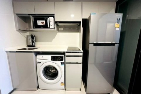 Кондоминиум с 1 спальней в Бангкоке, Таиланд № 172776 - фото 3