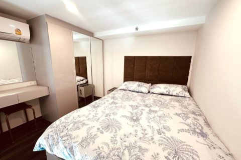 Кондоминиум с 1 спальней в Бангкоке, Таиланд № 172776 - фото 4