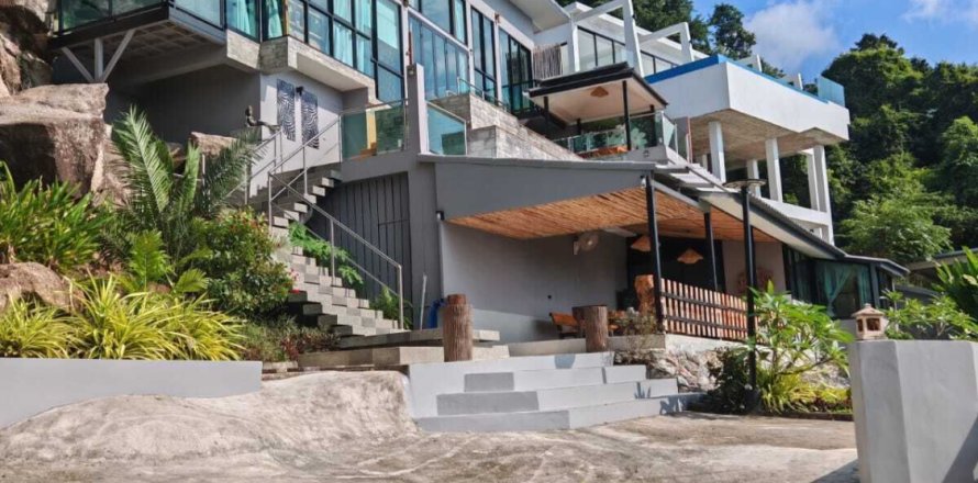 Villa in Ko Samui, Thailand 3 bedrooms № 160549