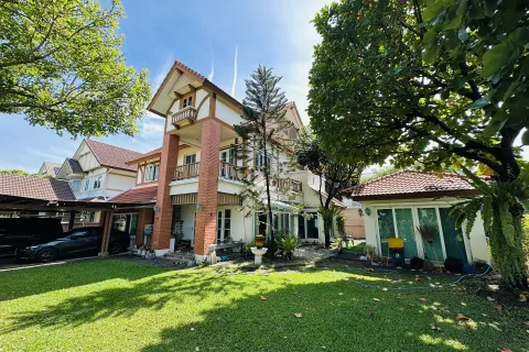 House in Sai Mai, Bangkok, Thailand 5 bedrooms № 156561