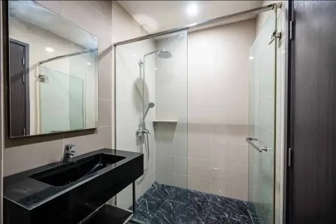 Condo in Watthana, Bangkok, Thailand, 2 bedrooms  № 156559 - photo 5