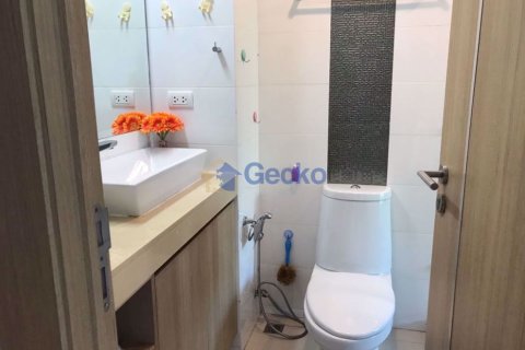 Condo in Pattaya, Thailand, 1 bedroom № 204743 - photo 13