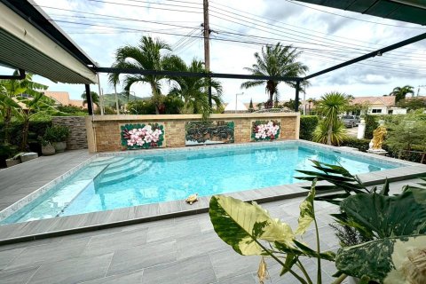 Вилла в Хуа Хине, Таиланд с 3 спальнями  № 148439 - фото 12