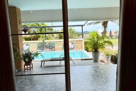 Вилла в Хуа Хине, Таиланд с 3 спальнями  № 148439 - фото 24