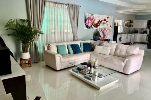 Вилла в Хуа Хине, Таиланд с 3 спальнями  № 148439 - фото 28