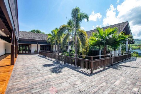 House in Chiang Mai, Thailand 5 bedrooms № 183020 - photo 16