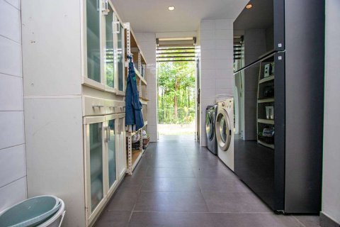 House in Chiang Mai, Thailand 5 bedrooms № 183020 - photo 3