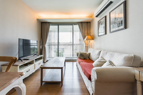 Кондоминиум с 2 спальнями в Бангкоке, Таиланд № 152324 - фото 1