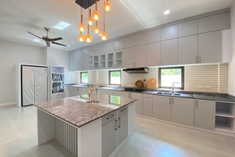 House in Chiang Mai, Thailand 3 bedrooms № 113735 - photo 15