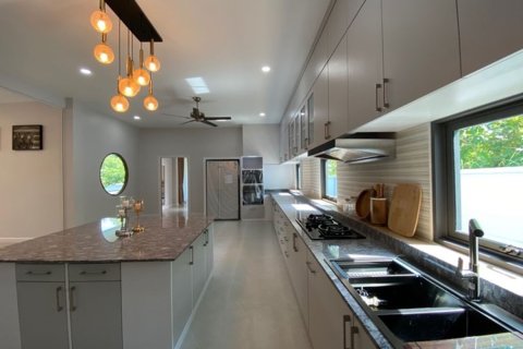 House in Chiang Mai, Thailand 3 bedrooms № 113735 - photo 17