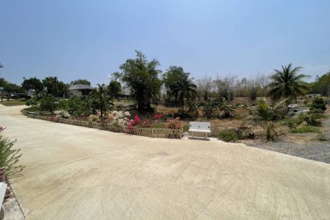 Villa in Phetchaburi, Thailand 4 bedrooms № 114975 - photo 2