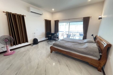 Villa in Phetchaburi, Thailand 4 bedrooms № 114975 - photo 7