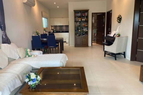 Villa in Hua Hin, Thailand 2 bedrooms № 114978 - photo 3