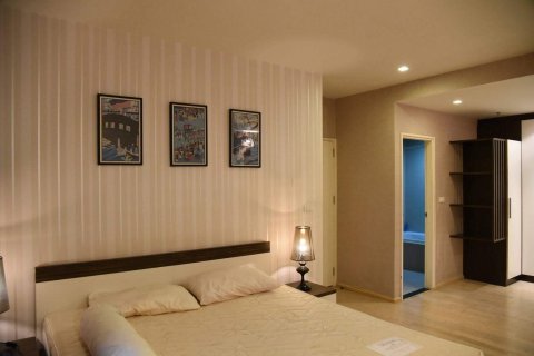 Кондоминиум с 2 спальнями в Клонг Тоэй, Бангкок, Таиланд № 154476 - фото 7