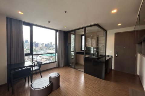 Studio dans le Condo à Watthana, Bangkok, Thaïlande  № 158402 - photo 2