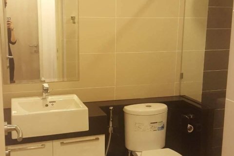 Studio dans le Condo à Bang Kho Laem, Bangkok, Thaïlande  № 158405 - photo 11