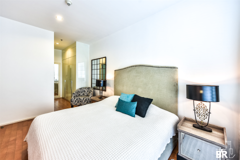 Condo in Bangkok, Thailand, 2 bedrooms № 185014 - photo 6
