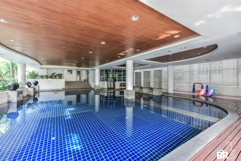 Condo in Bangkok, Thailand, 2 bedrooms  № 185017 - photo 2