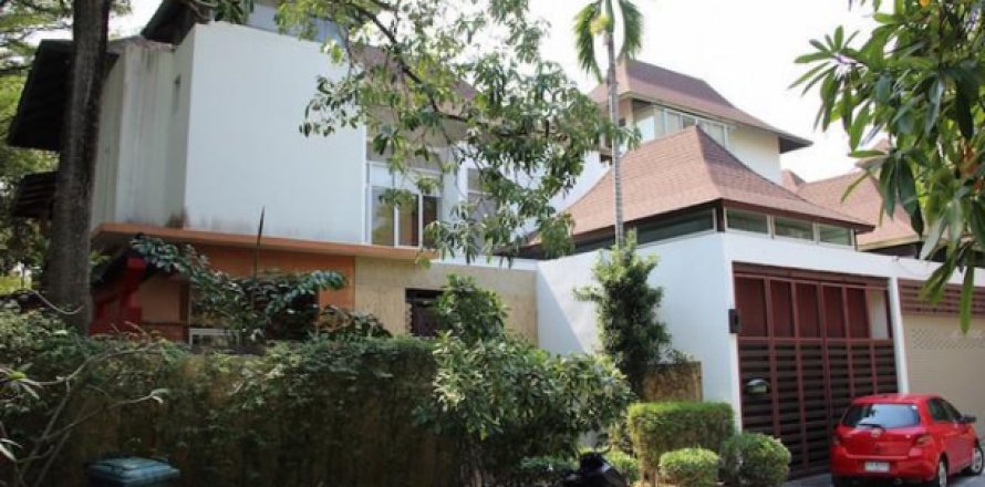House on Jomtien Beach, Pattaya, Thailand 3 bedrooms № 193140