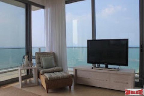 Apartment in Pattaya, Thailand 3 bedrooms № 193139