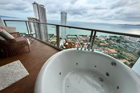 Condo on Jomtien Beach, Pattaya, Thailand, 2 bedrooms  № 210644