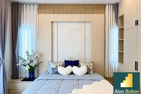 Casa de 3 dormitorios en Pattaya, Tailandia № 210647 - foto 16