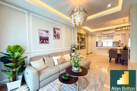 Casa de 3 dormitorios en Pattaya, Tailandia № 210647 - foto 7