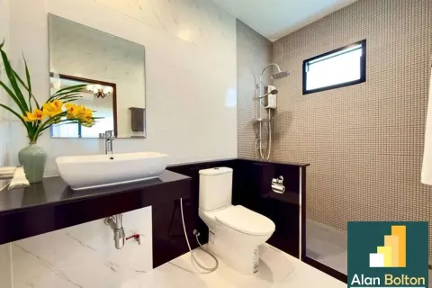 Casa de 3 dormitorios en Pattaya, Tailandia № 210647 - foto 19