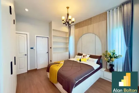 Casa de 3 dormitorios en Pattaya, Tailandia № 210647 - foto 15