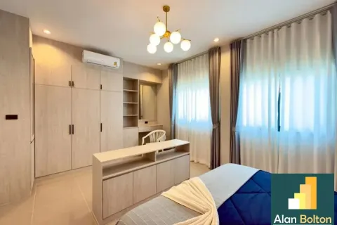 Casa de 3 dormitorios en Pattaya, Tailandia № 210647 - foto 11