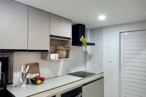 Casa de 3 dormitorios en Pattaya, Tailandia № 210648 - foto 11