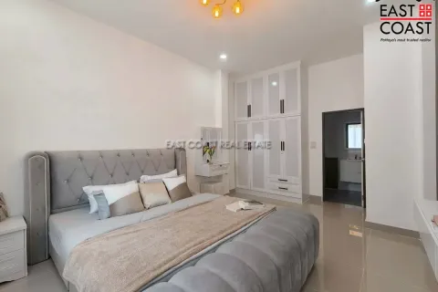 Casa de 3 dormitorios en Pattaya, Tailandia № 212451 - foto 18