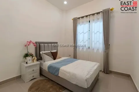 Casa de 3 dormitorios en Pattaya, Tailandia № 212451 - foto 14