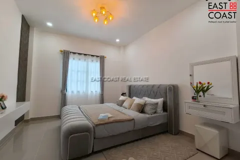 Casa de 3 dormitorios en Pattaya, Tailandia № 212451 - foto 16