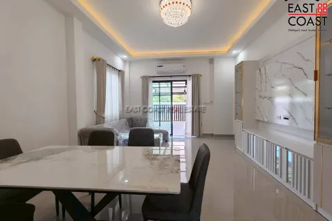 Casa de 3 dormitorios en Pattaya, Tailandia № 212455 - foto 13
